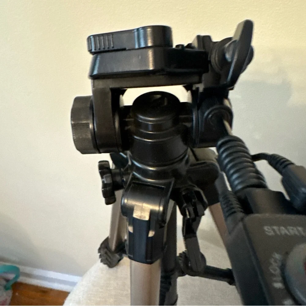 B2 Sony Remote Control Tripod VCT-670RM Cameras Camcorders F/S